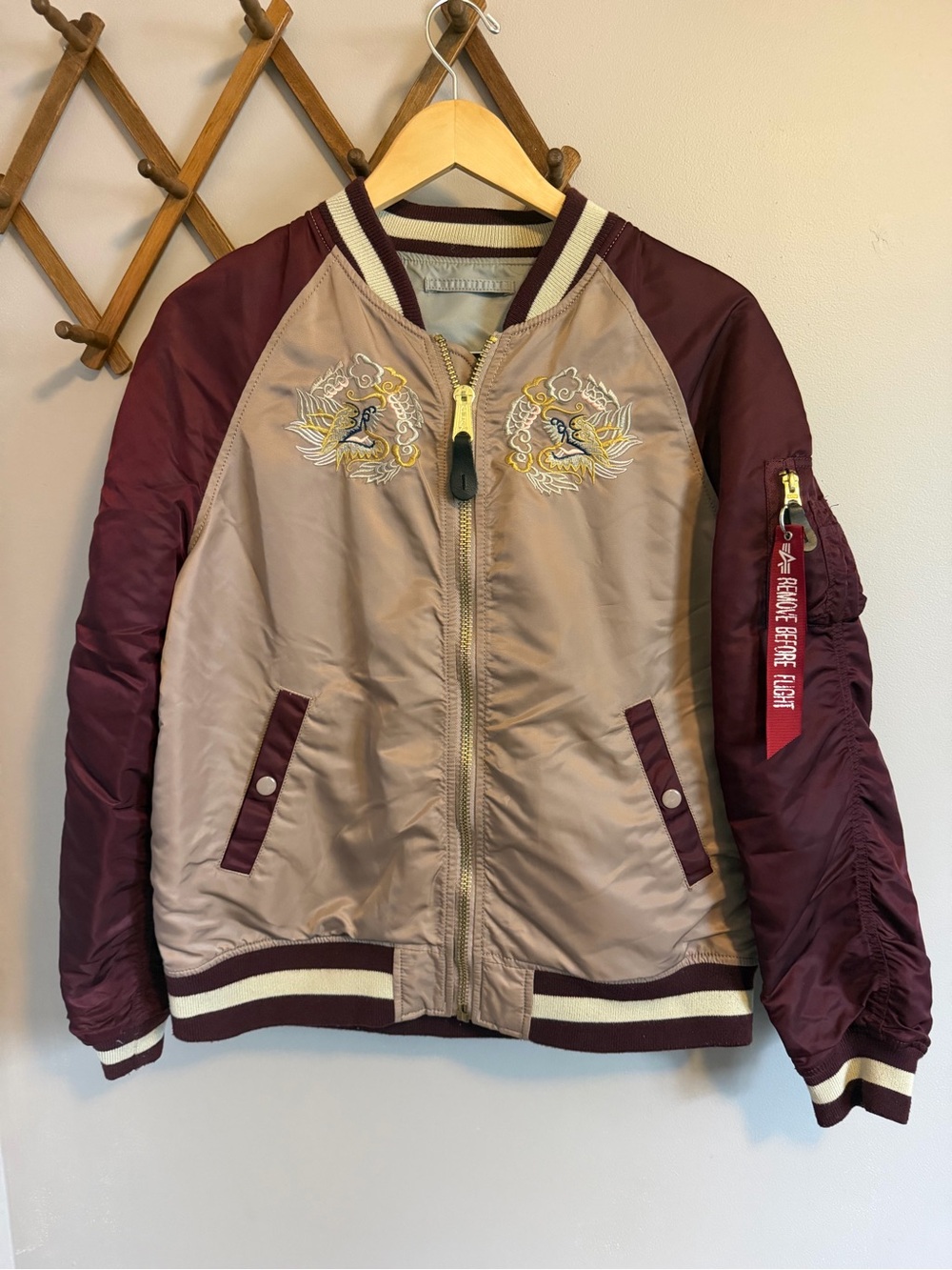 Alpha Industries MA-1 Souvenir Reversible Bomber Flight Eagle Japan Burgundy L